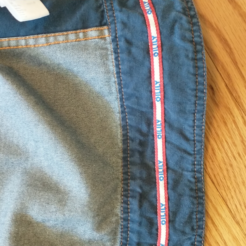 Oilily Unique Embroidered ¾ sleeve Denim Jacket 36 US 6 SMALL - Picture 11 of 12